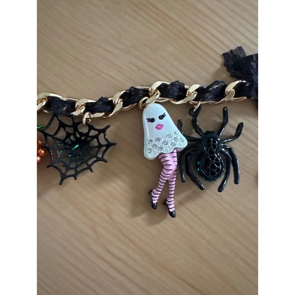 Betsey Johnson Halloween Charm Bracelet Ghost Spider Pumpkin Lace Gold Tone NWT